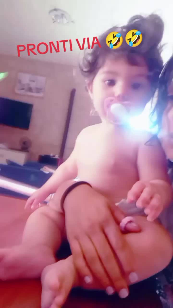 @Debora