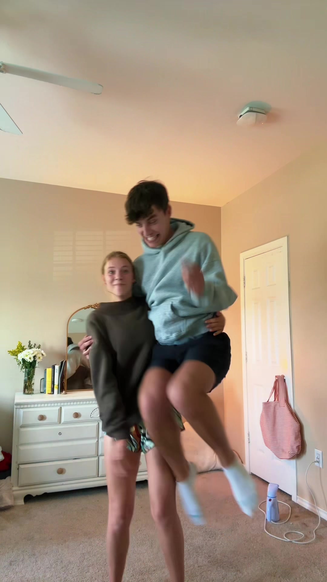 @maggiemae.mc