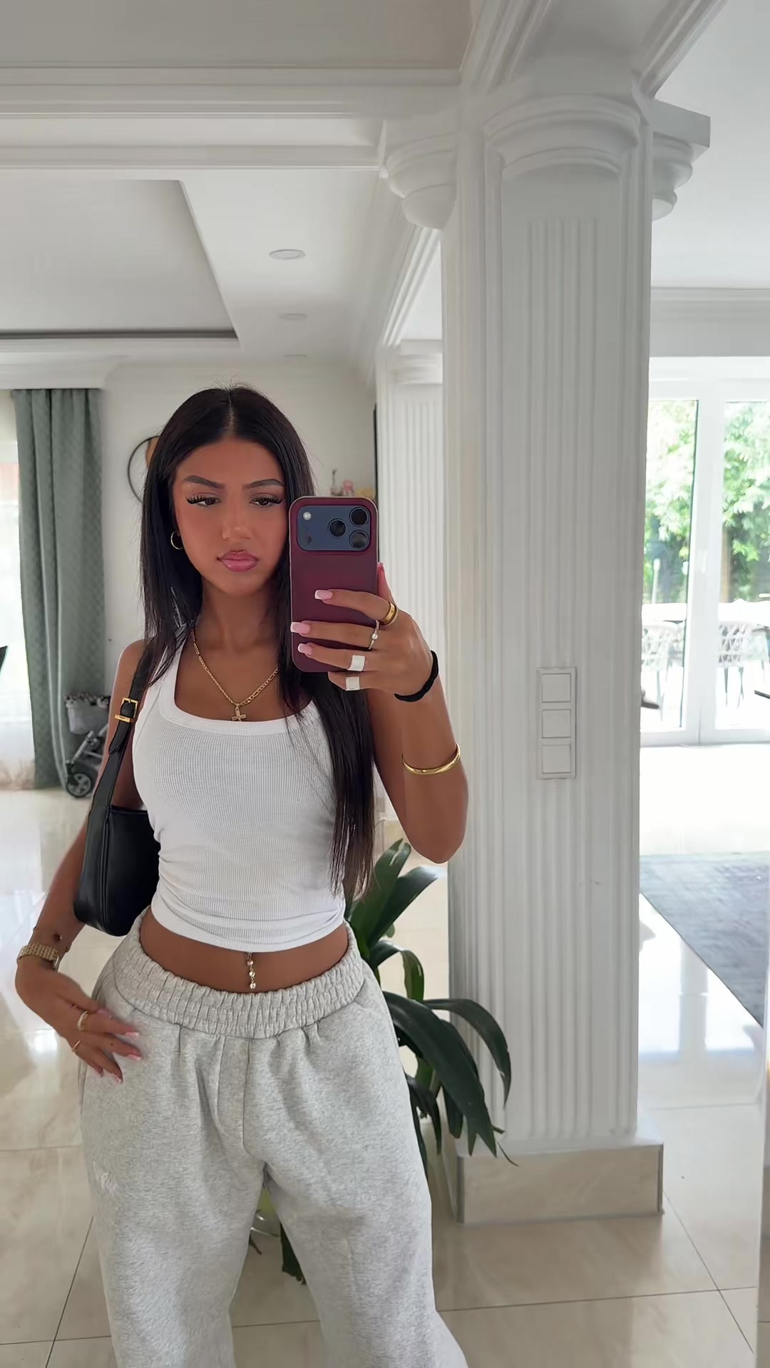 @𝐋𝐔𝐃𝐖𝐈𝐆𝐒𝐁𝐔𝐑𝐆✌🏽