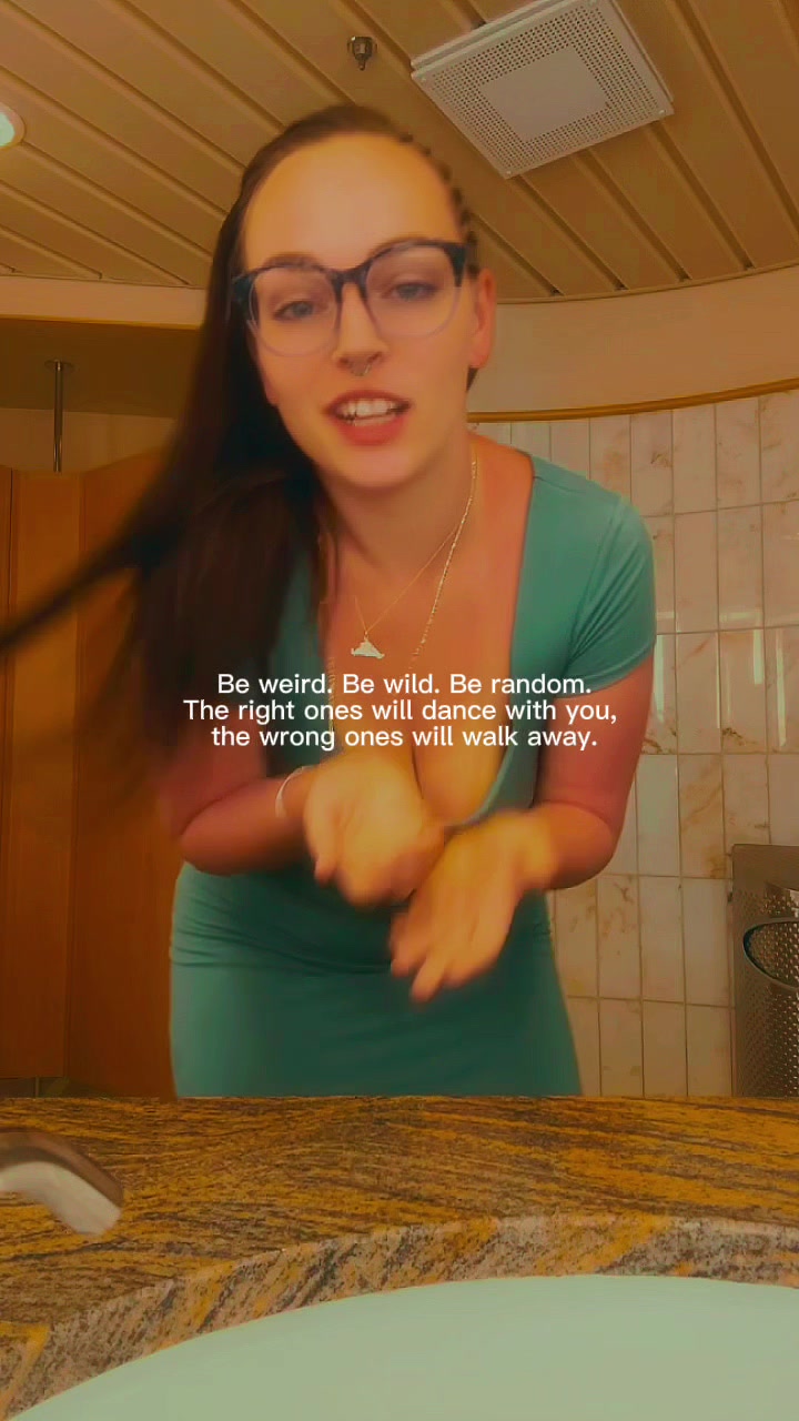 @spookybitch