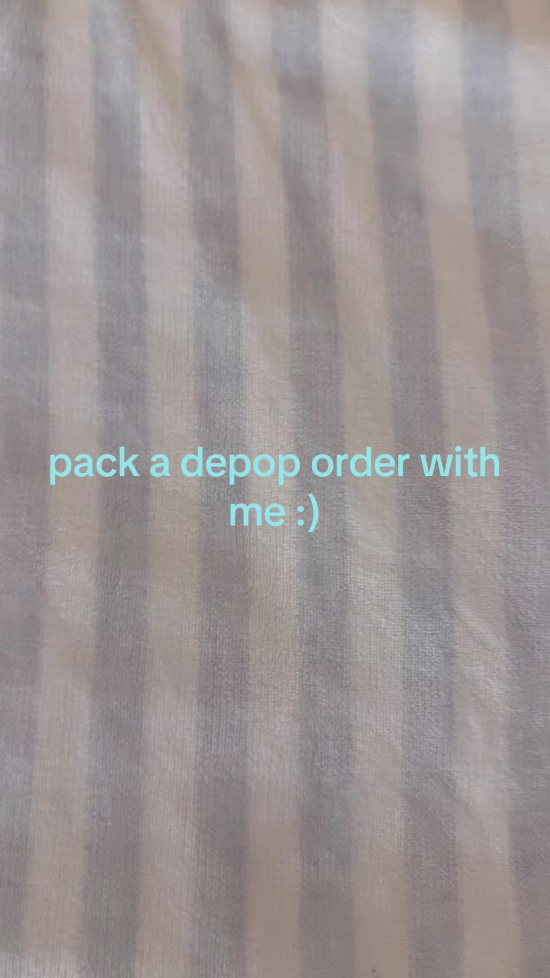 @ᥫ᭡.