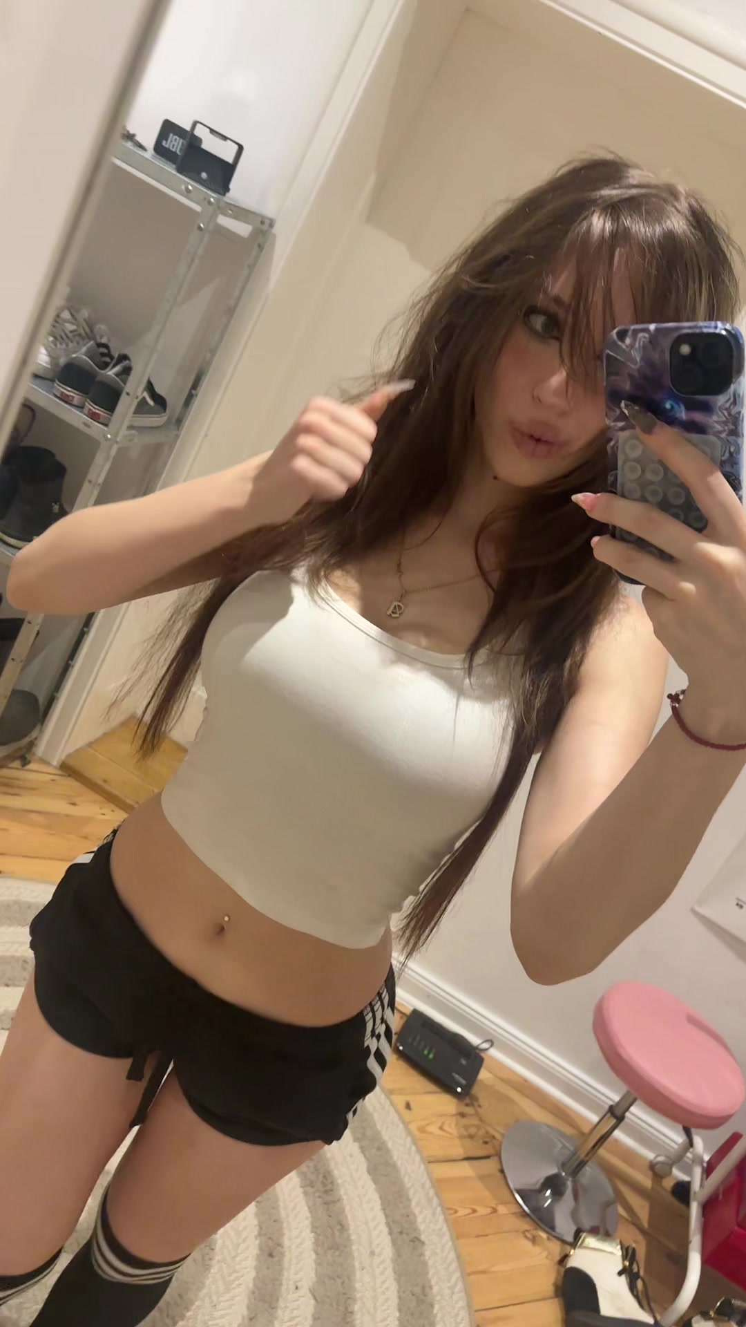 @hellcazlookneon