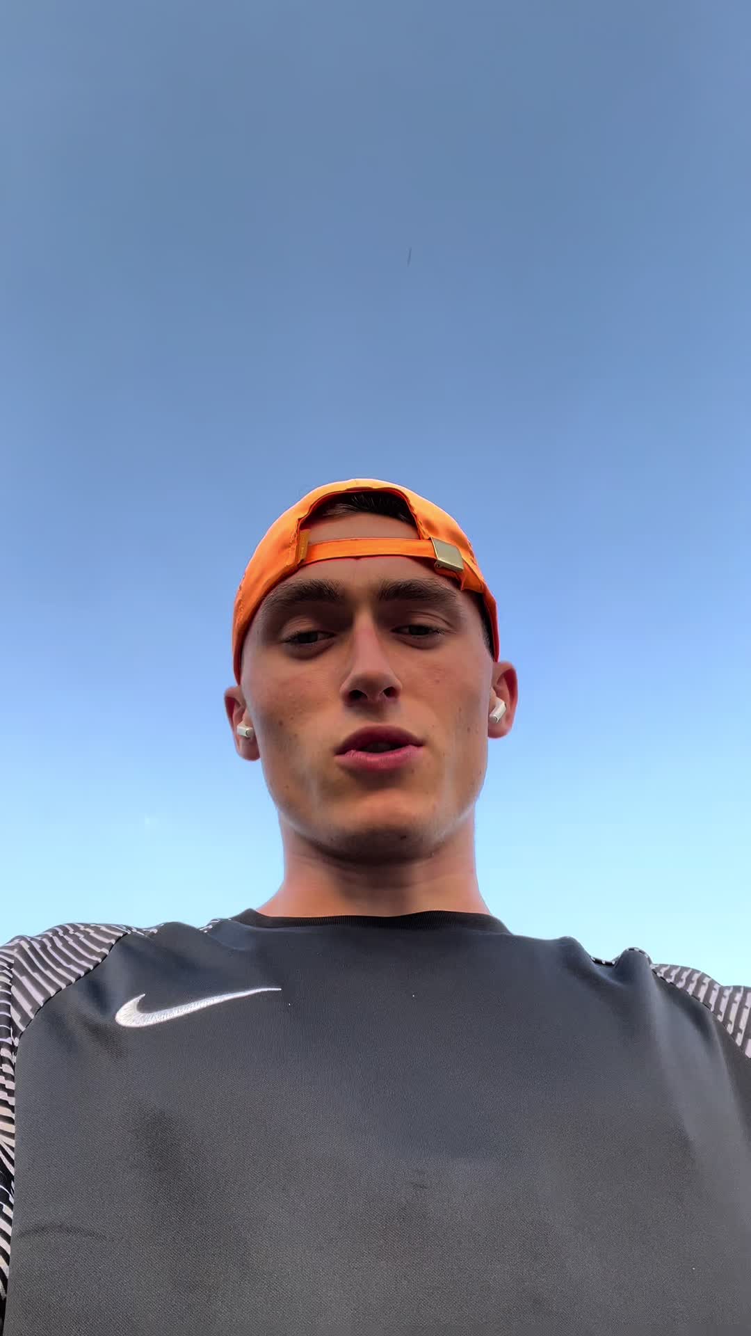 @M