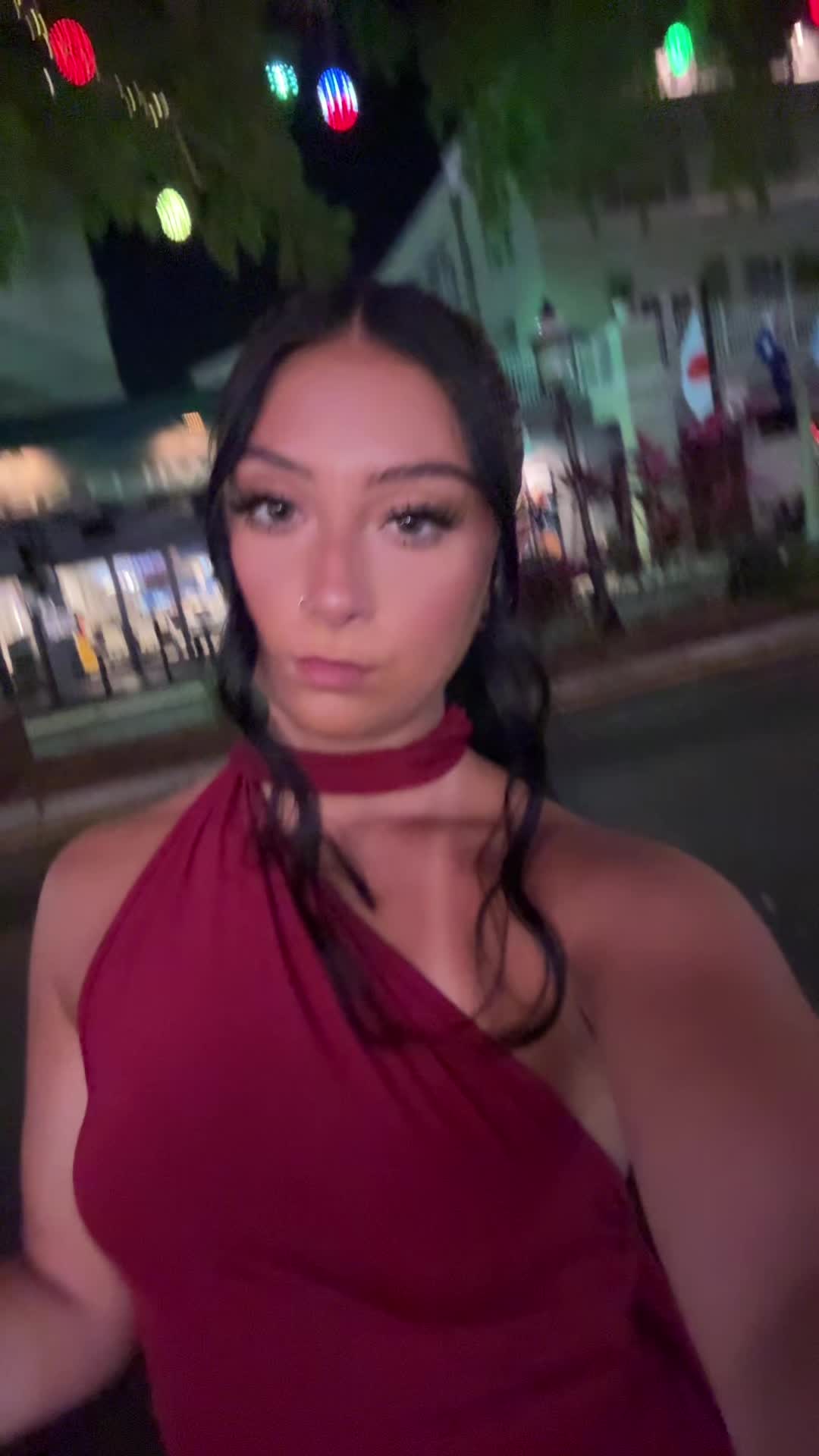 @Bella