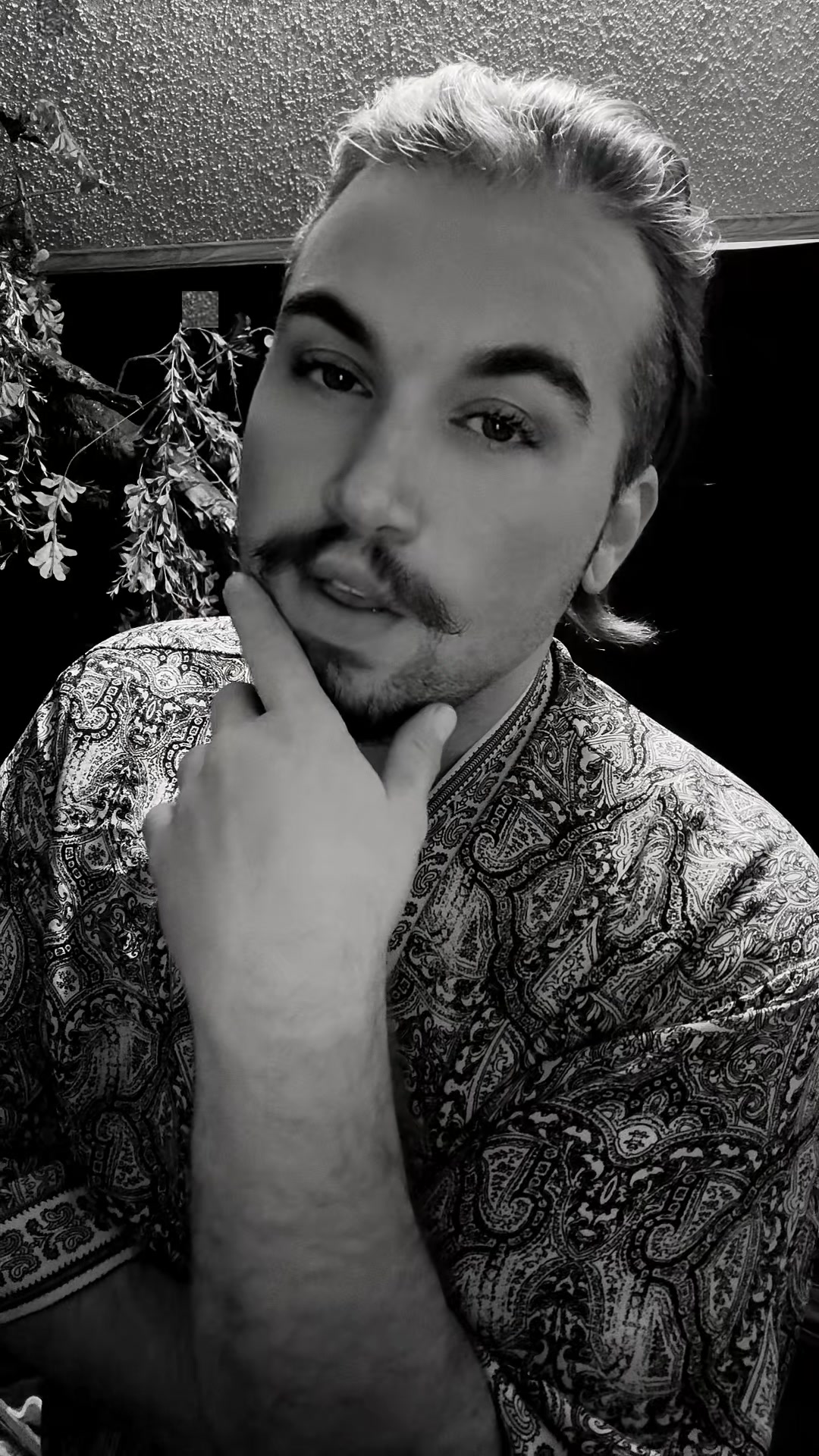 @zpookyghostboi