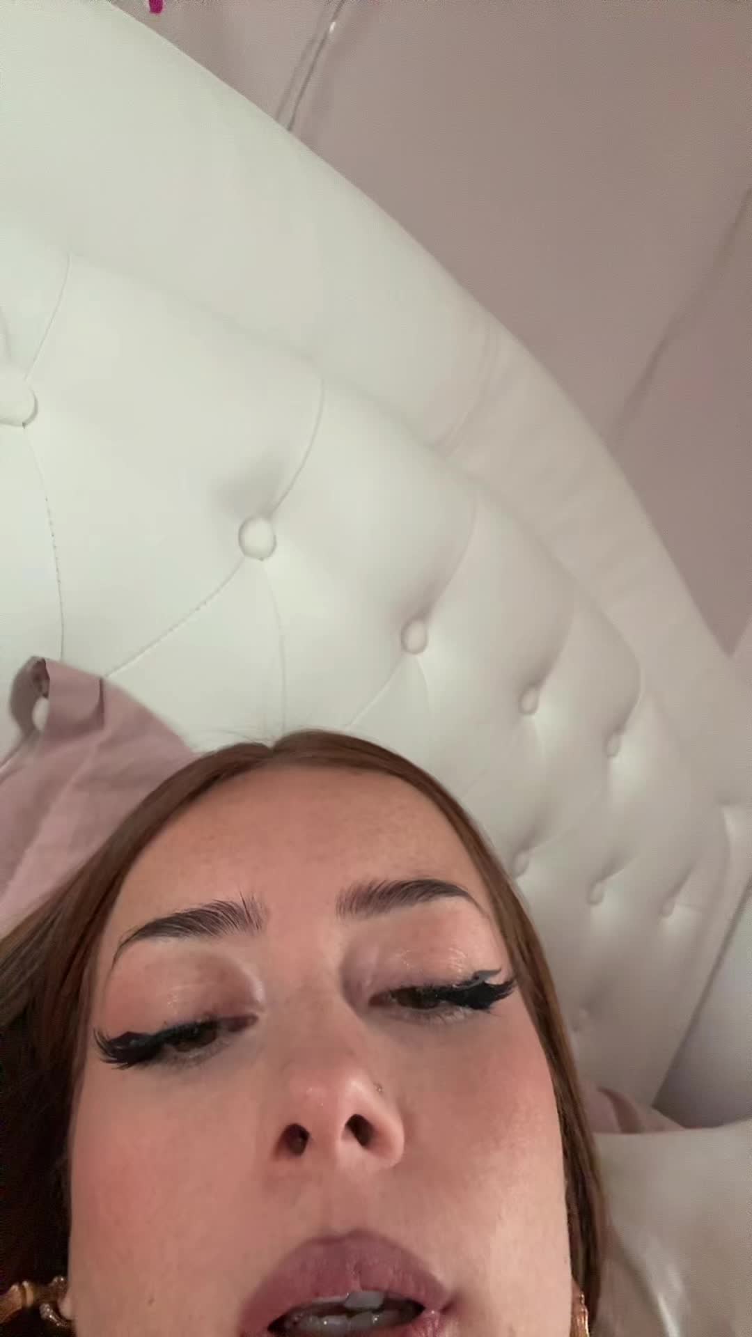 @AuryeGio