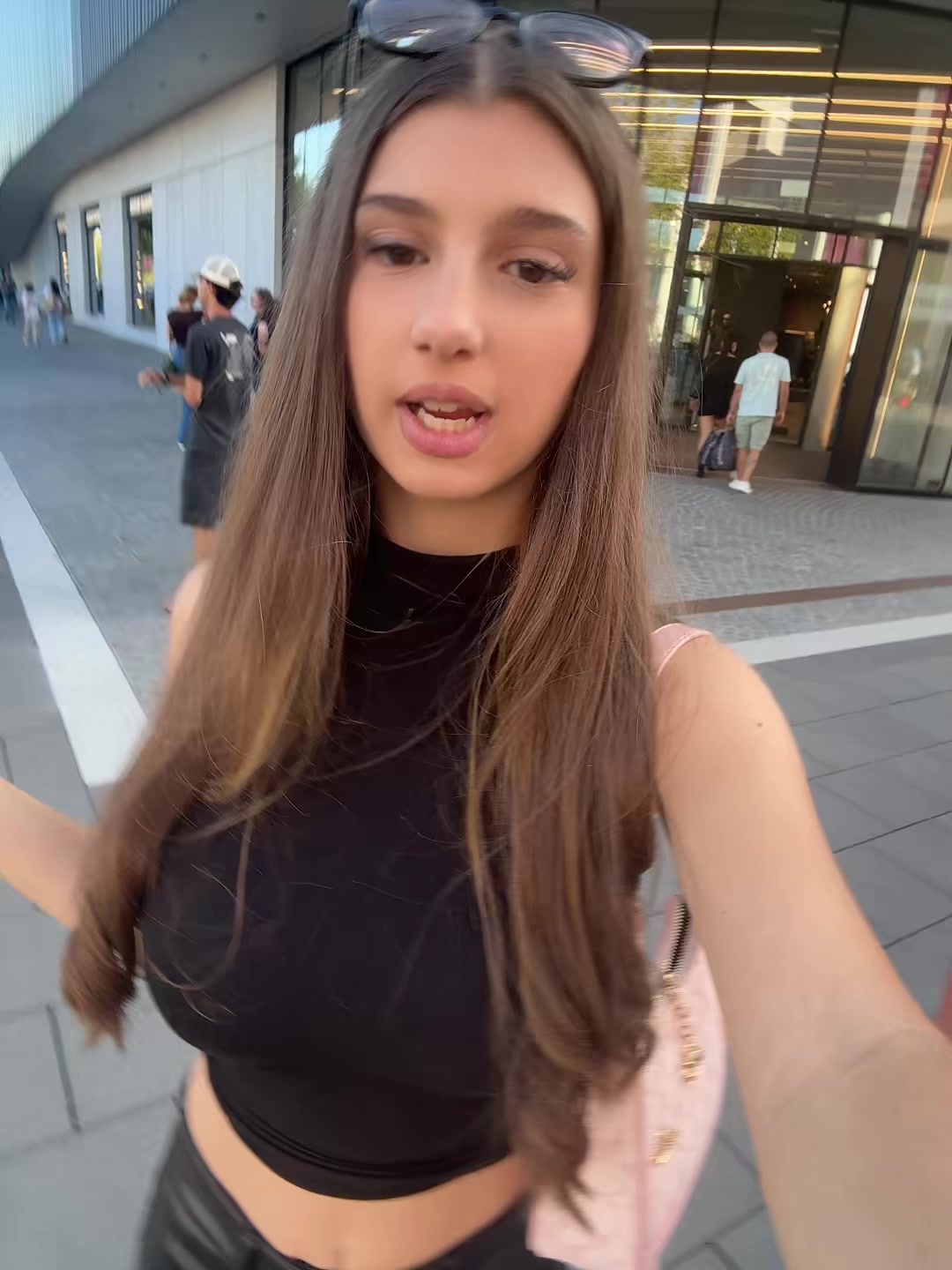 @𝒥ℯ𝒽ℴ𝓃𝒶𝒶🇦🇱