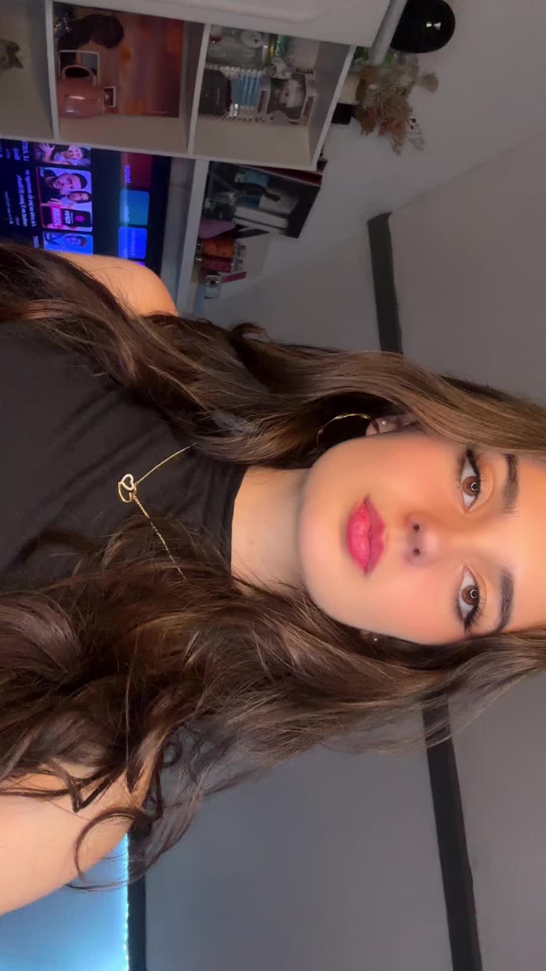 @Éléa 🙇🏻♀️🙇🏻♀️