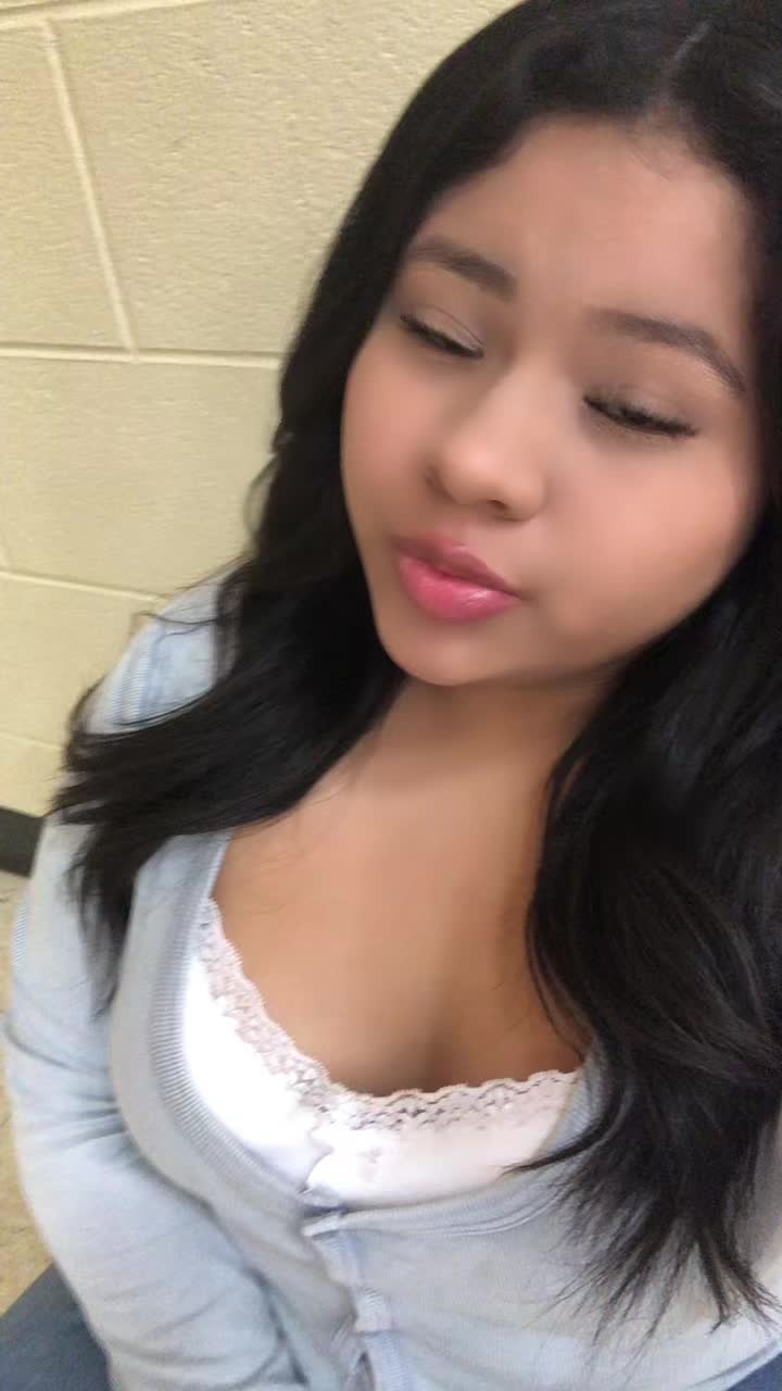 @Emi melanie