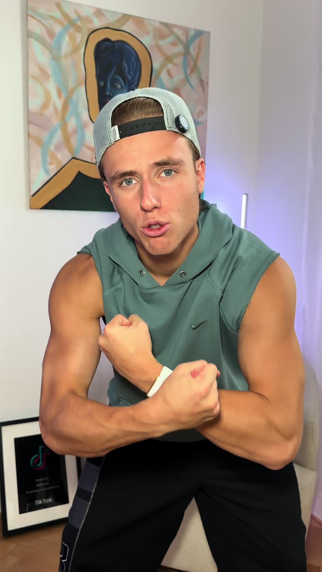 @Ledion