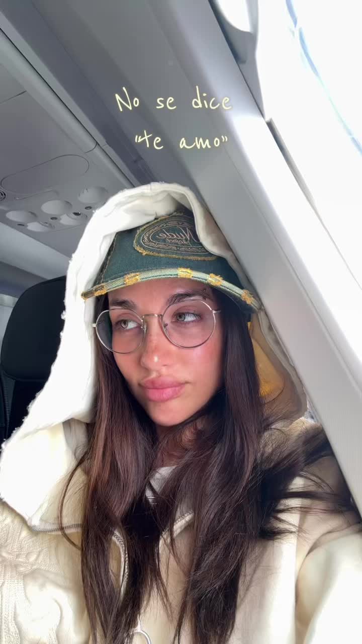 @Maria Becerra