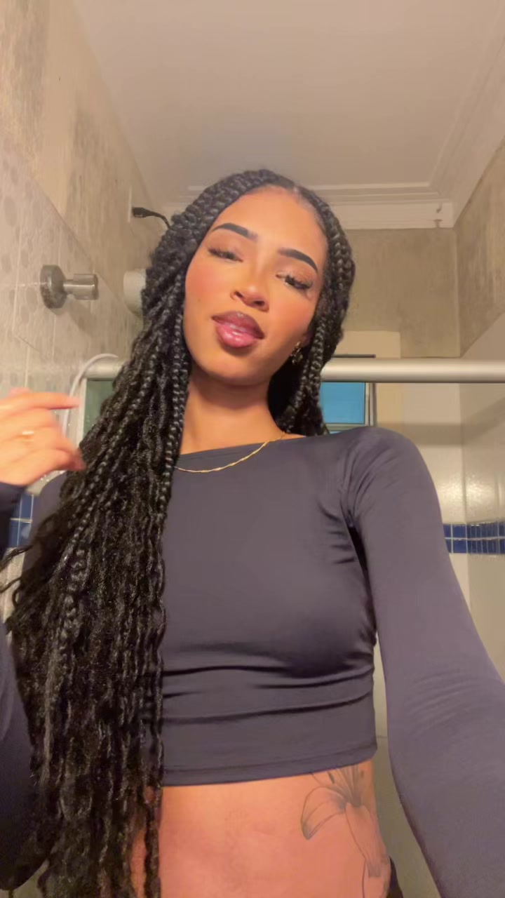 @Hipólito