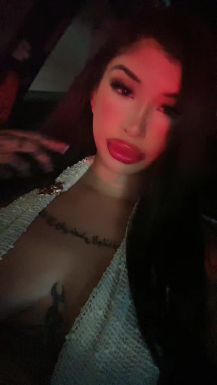 @teenx_babe00