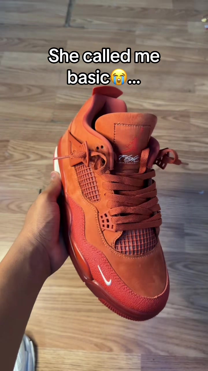 @SneakerLuverDude