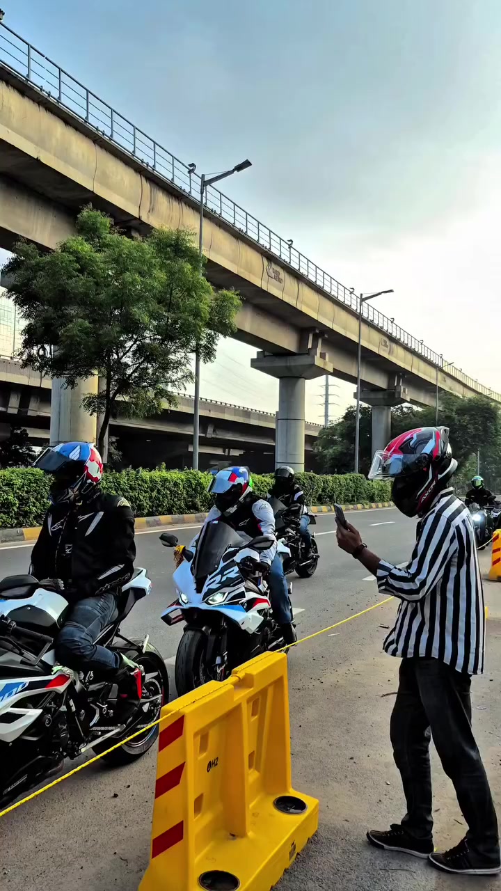 @RobbieMotoBikers🔥