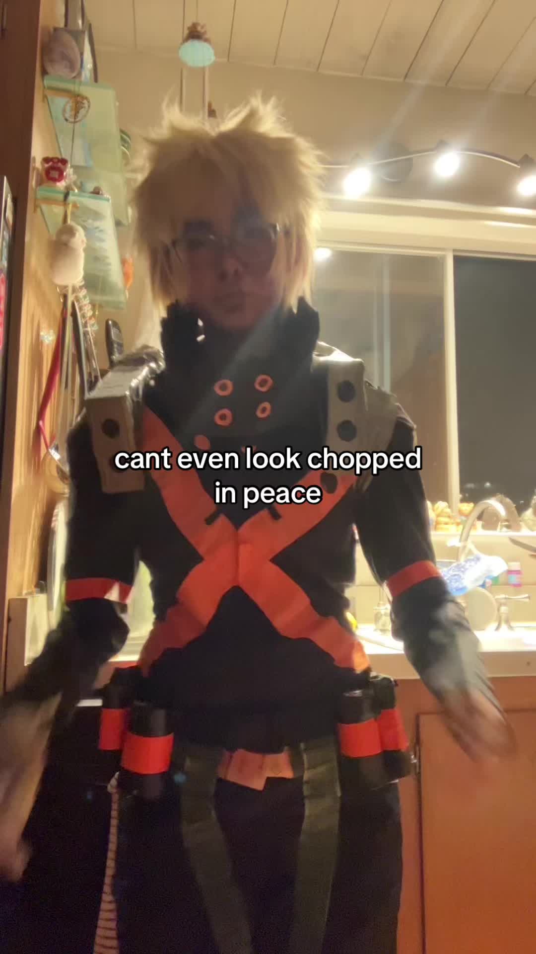 @random_cardboard_box
