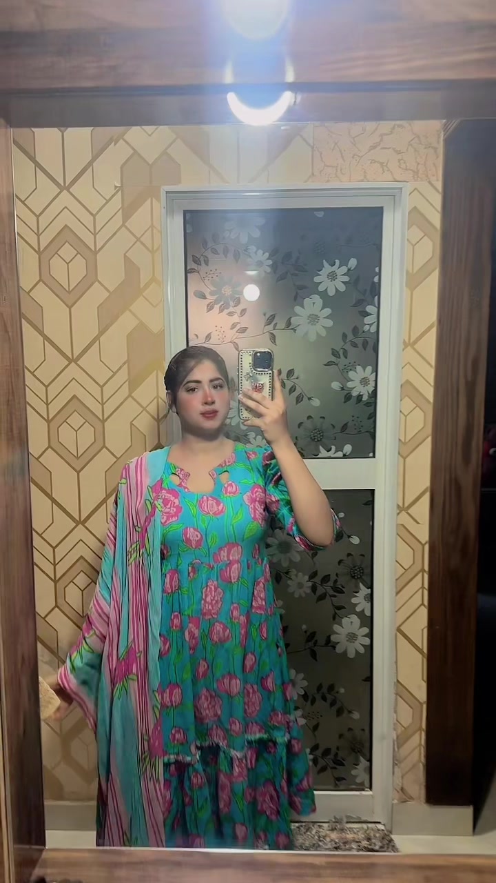 @ملکہ 😍❤️