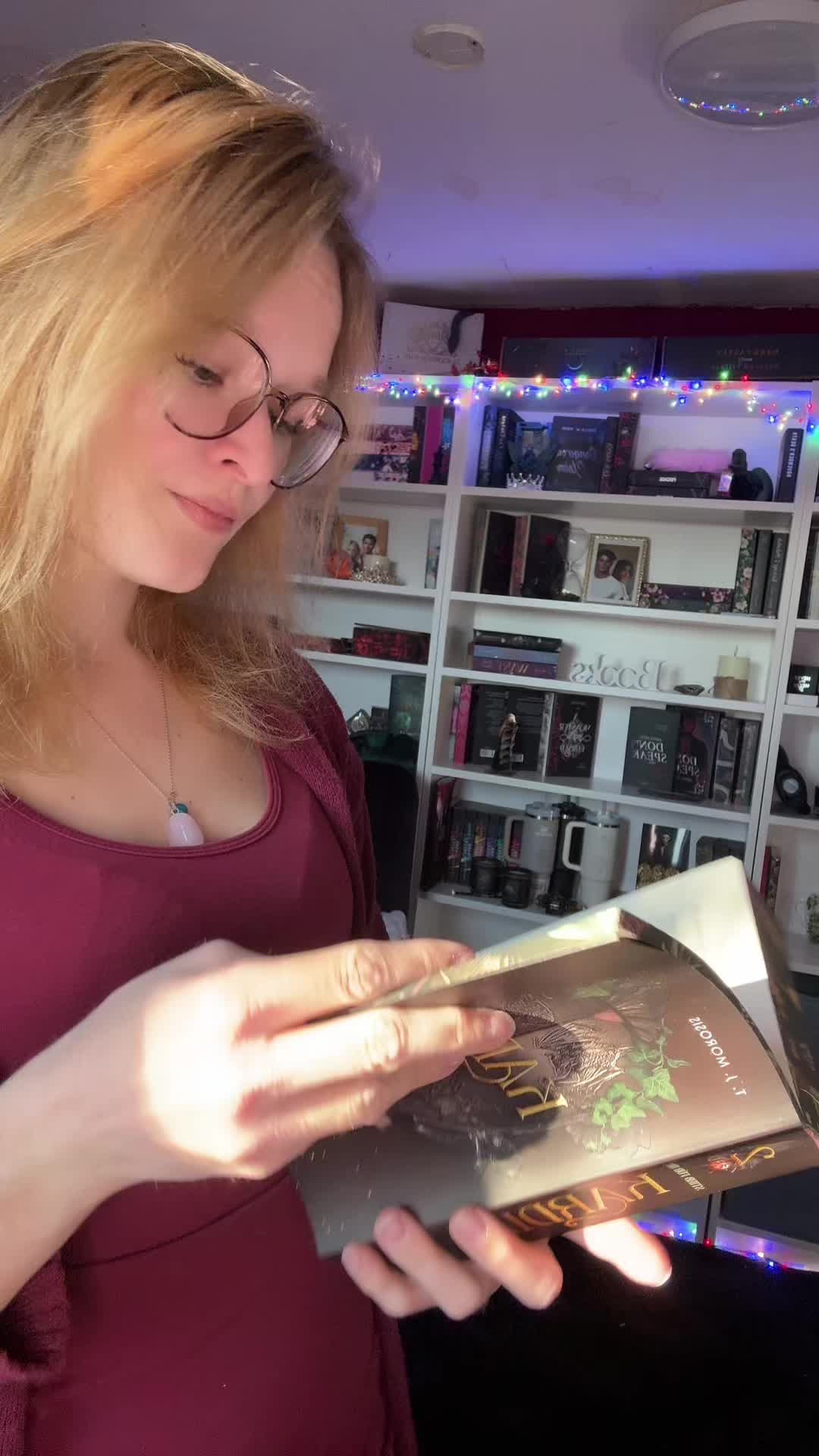 @Laries.bookpalace
