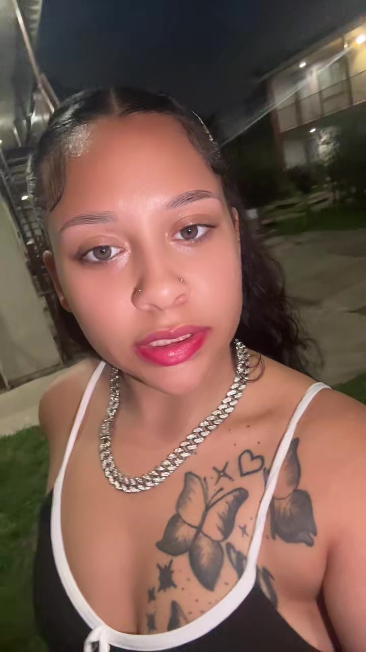 @Pretty_Krissy