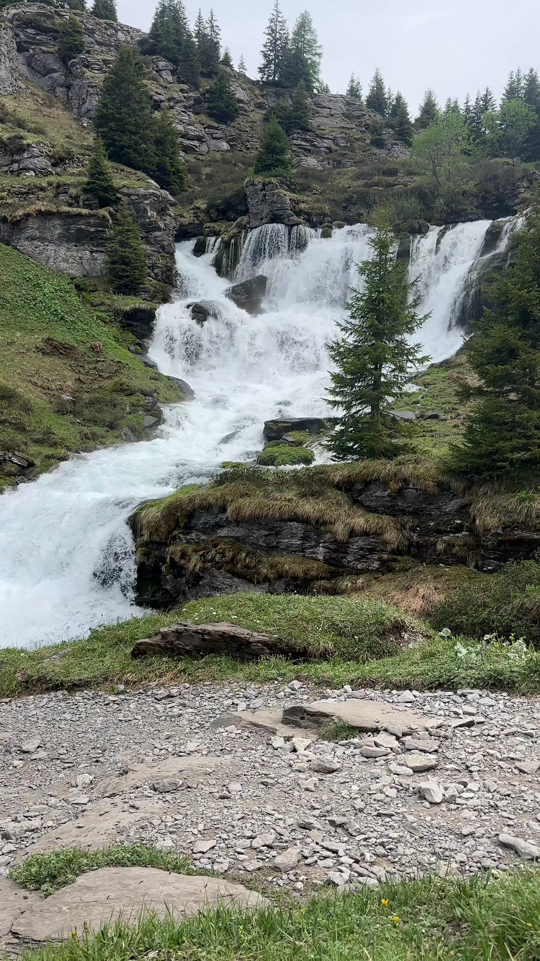 @Les 2 HS ⛰️
