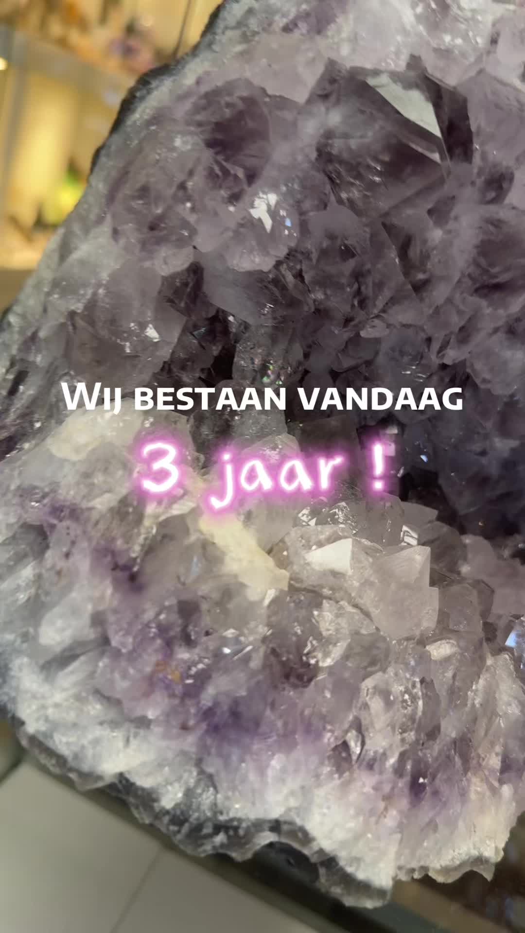 @Stoned Gemstones