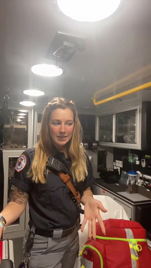 @Sophie Fuller | Paramedic