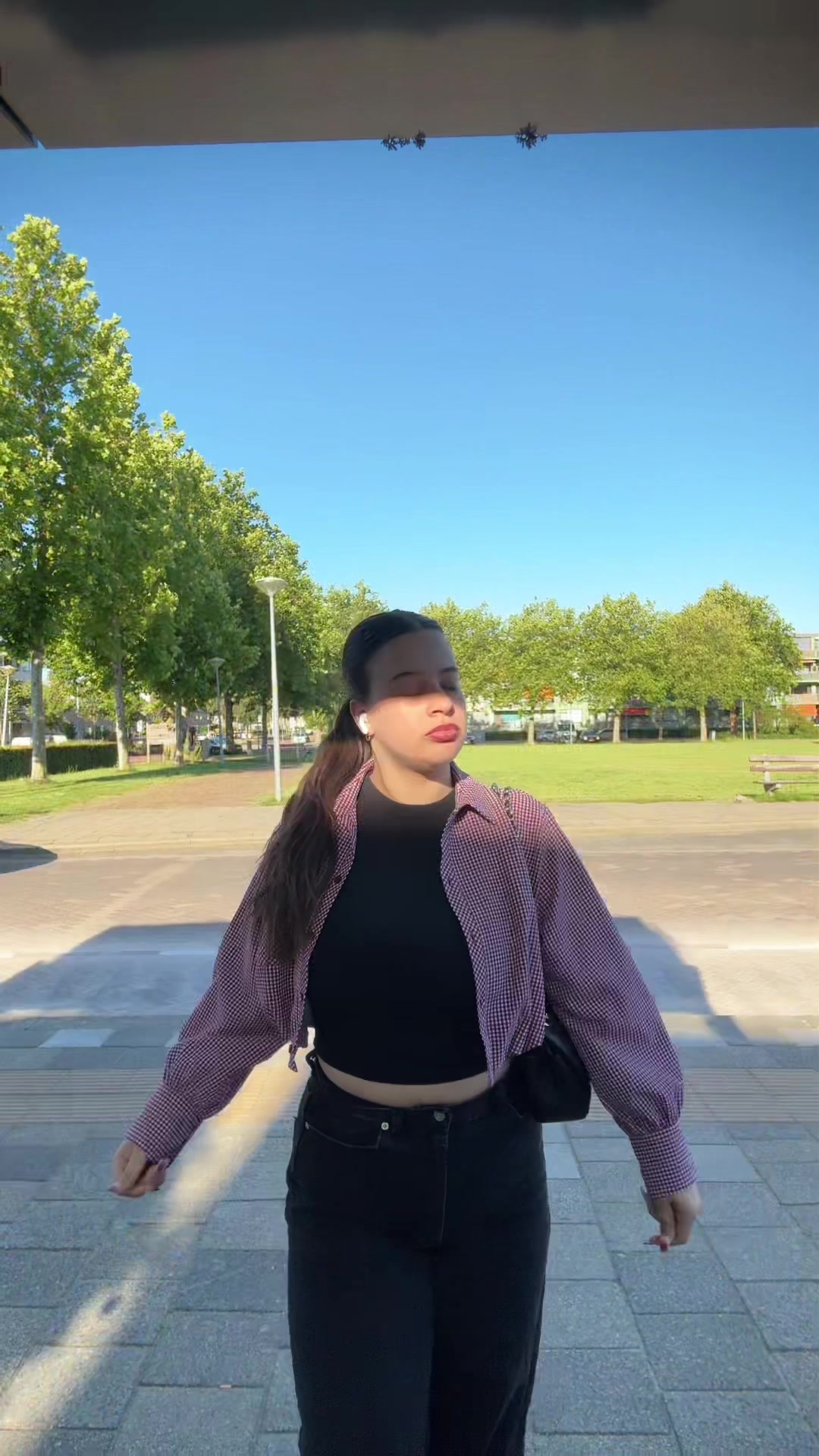 @tamira