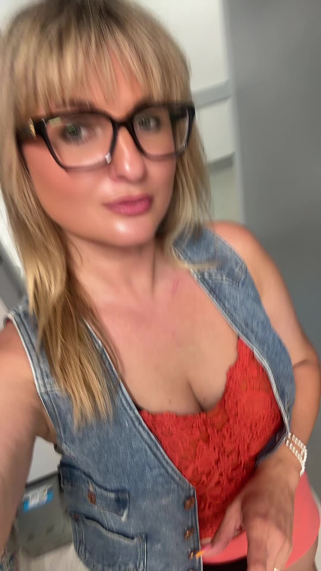 @Viktoria