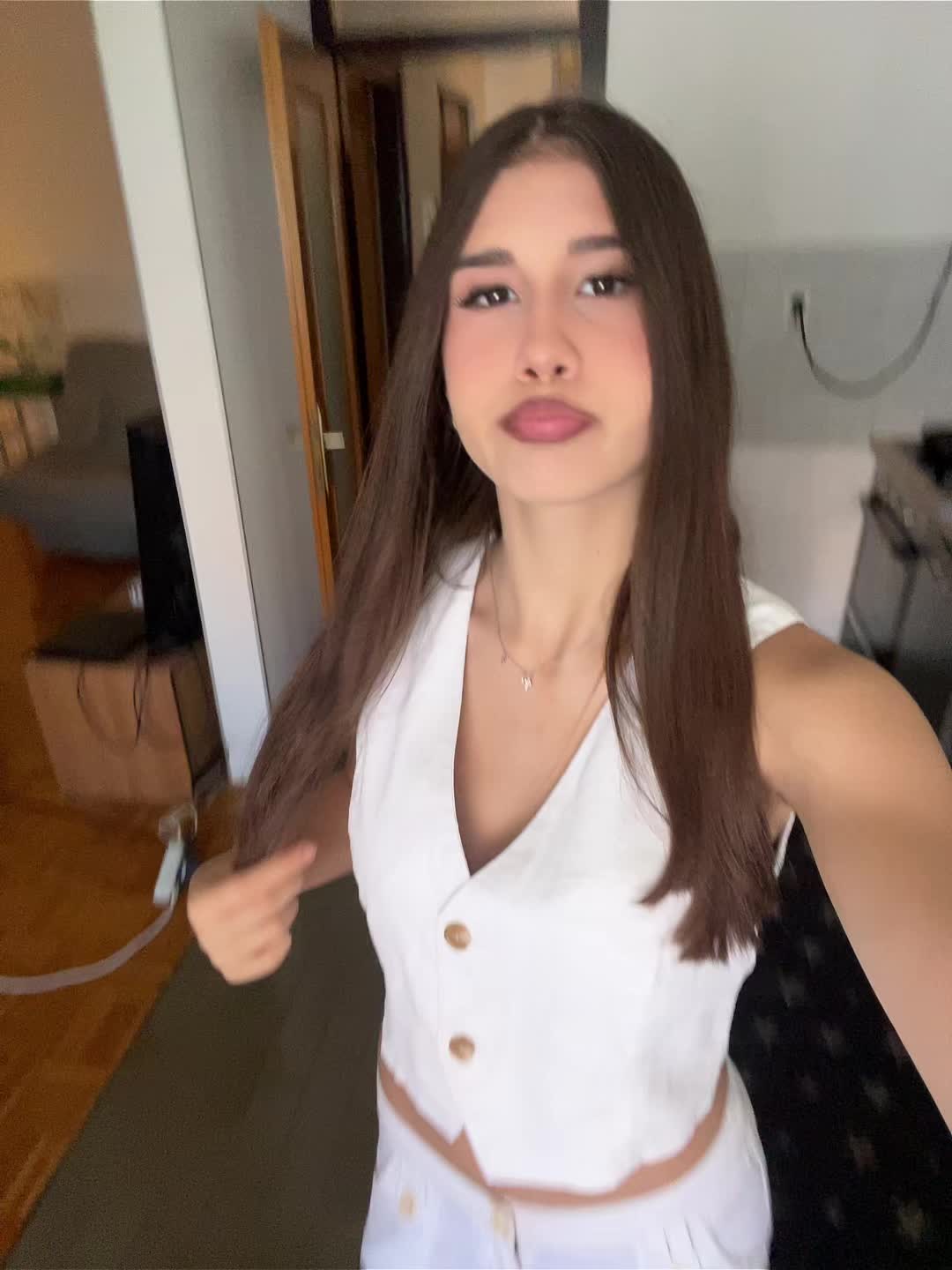 @NIKA🦈