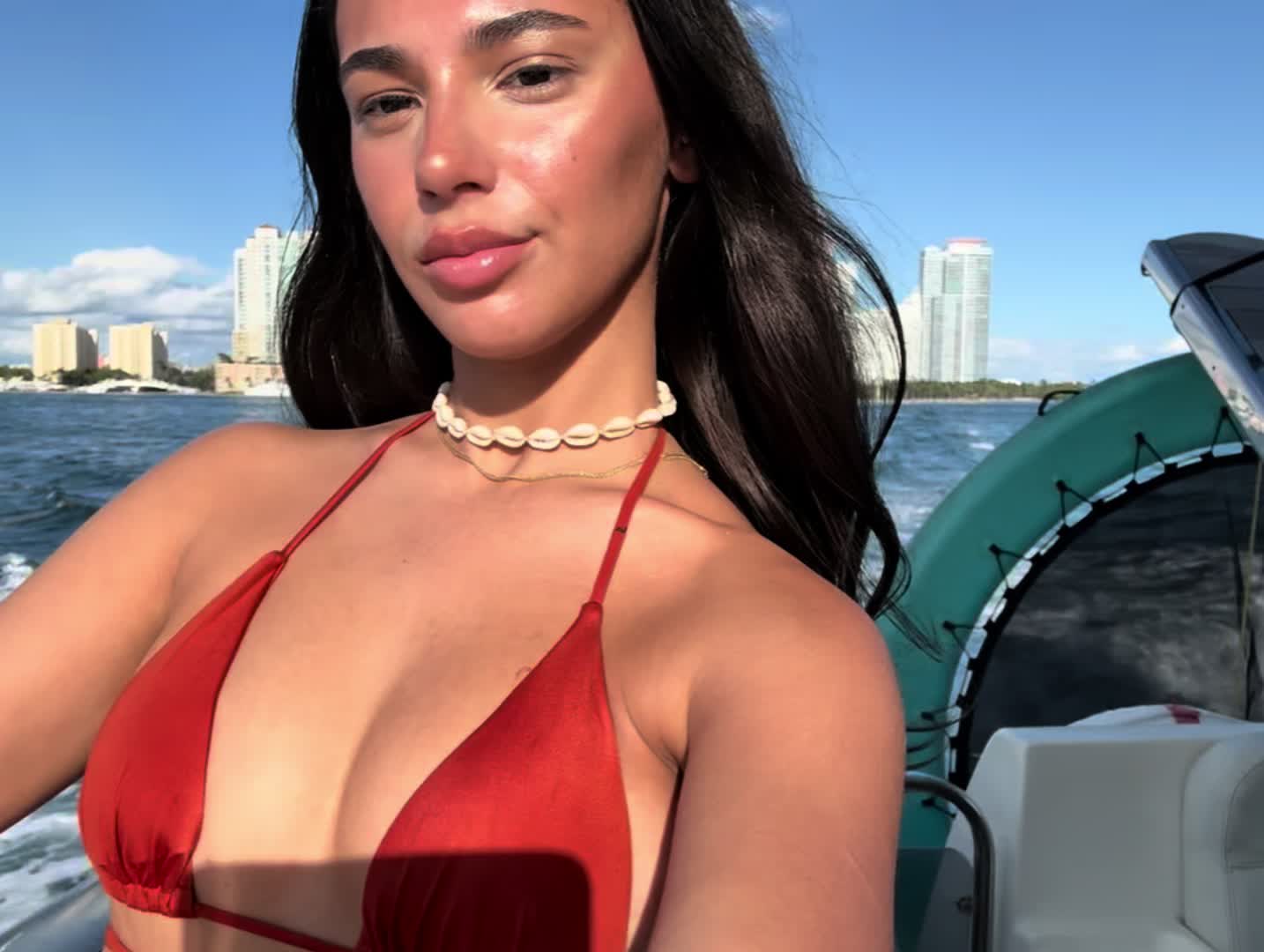 @LAEYA