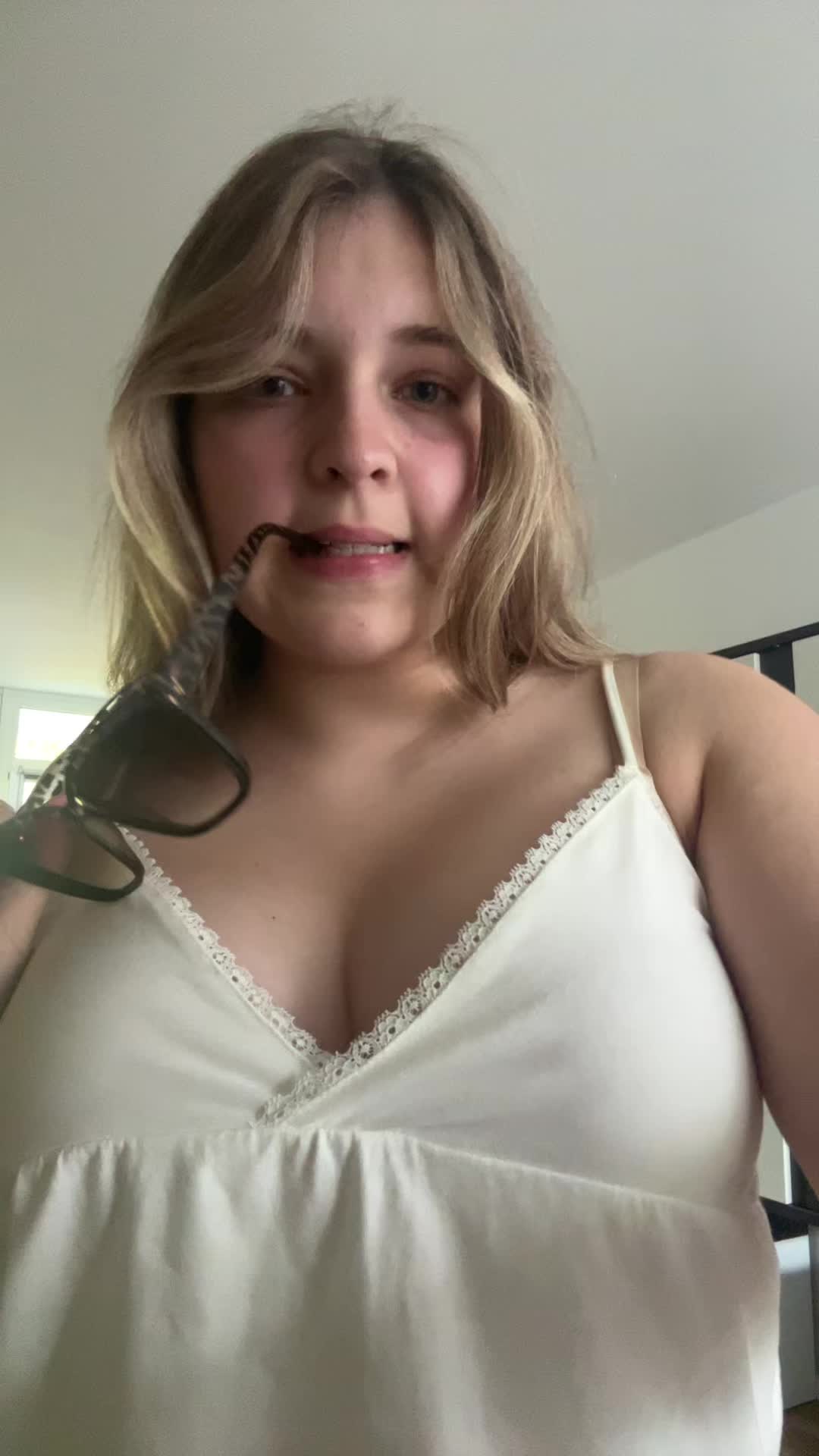 @𝒸ℯ𝓁𝒾𝓃𝒶