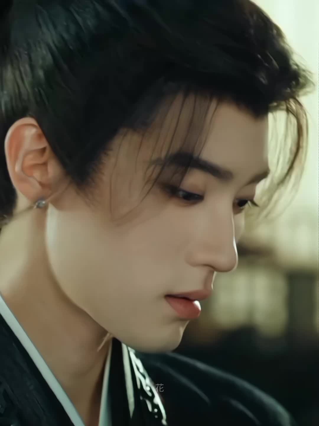 @Flower花 | zhou yiran