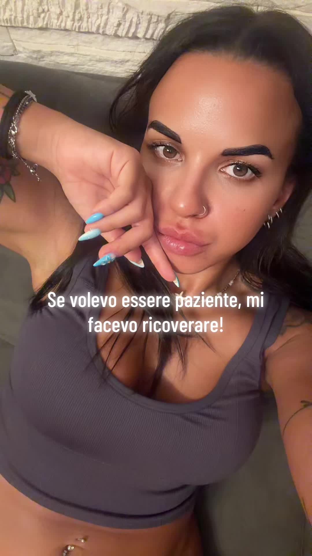 @Tiinwee_
