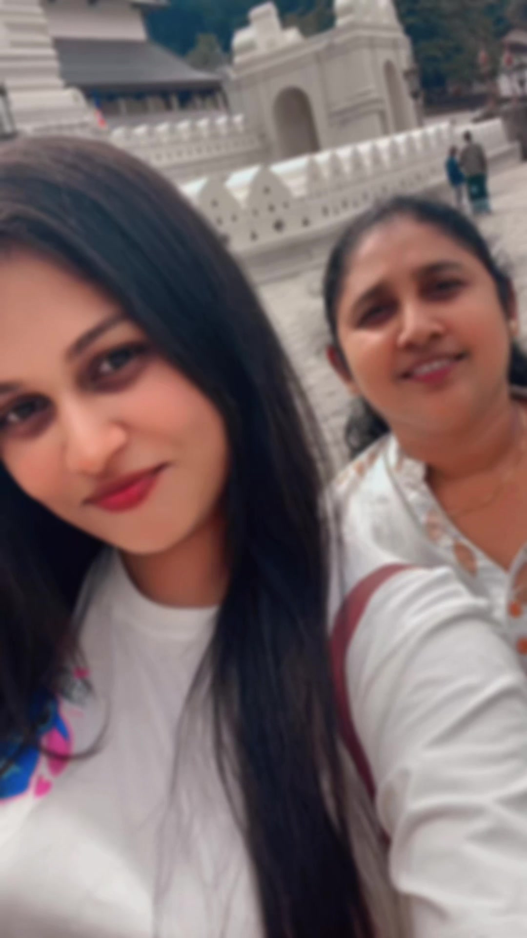 @Tharu__xshi ♥️💐