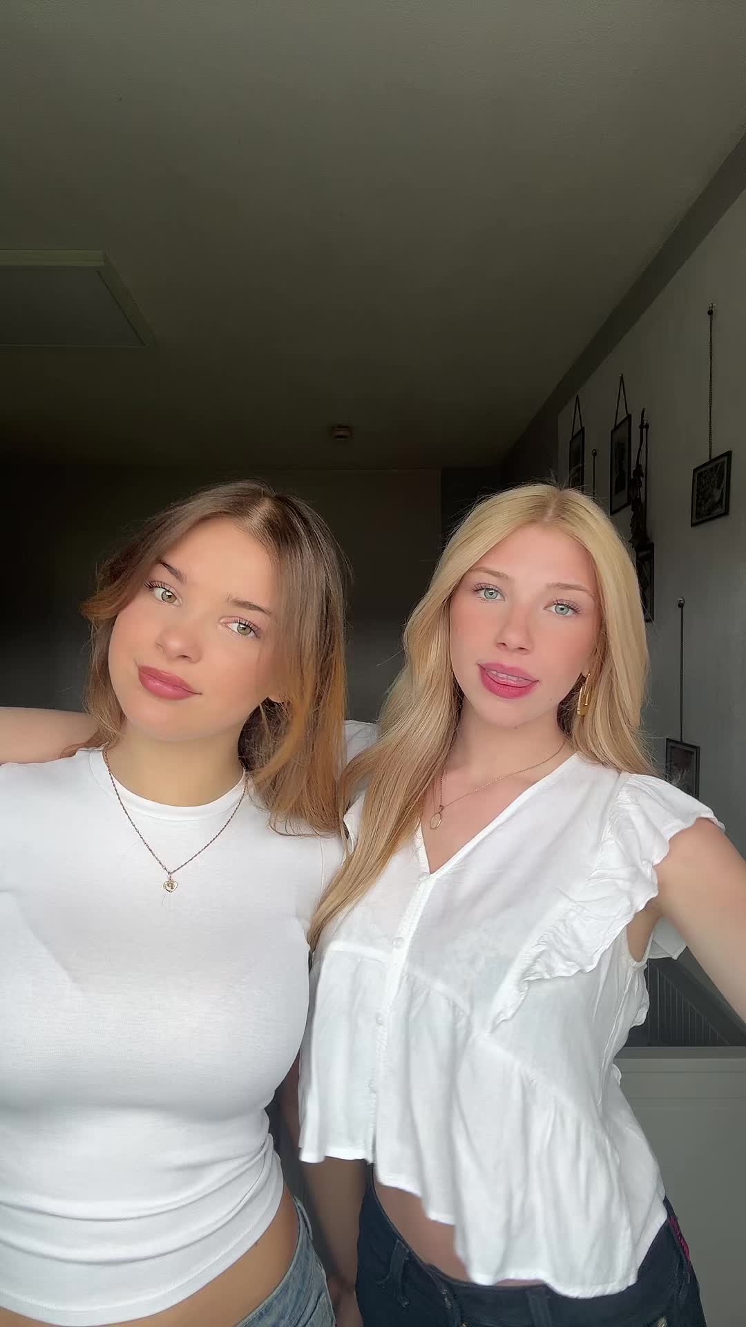 @polailaura123