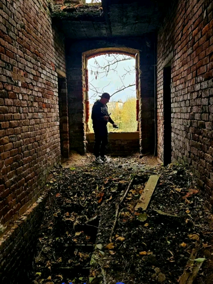 @Urbex Doni
