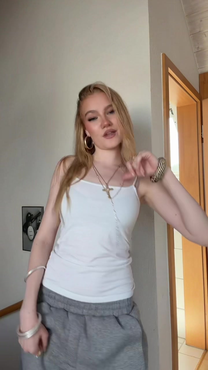 @marie.movz