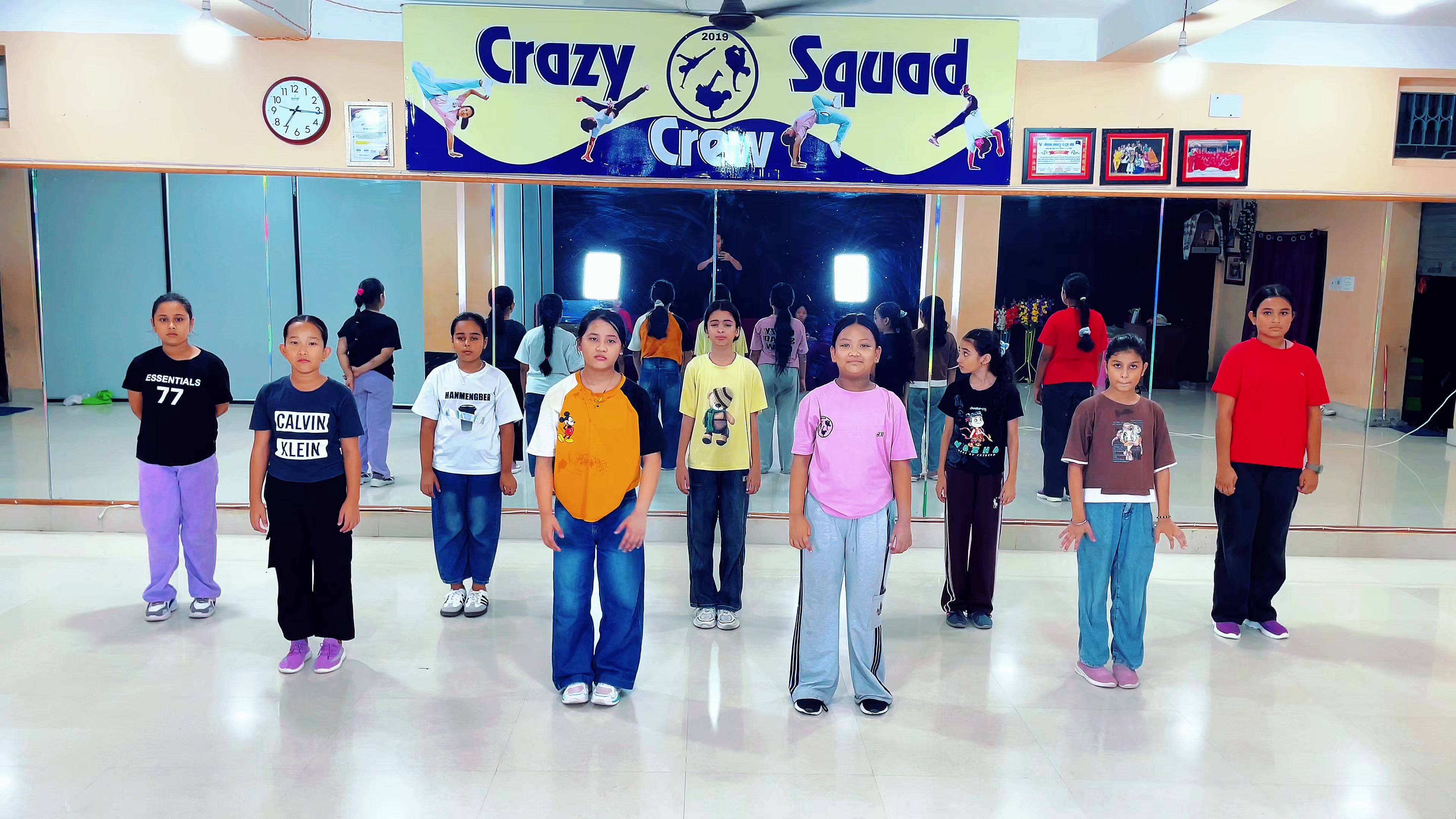 @Crazy Squad Crew