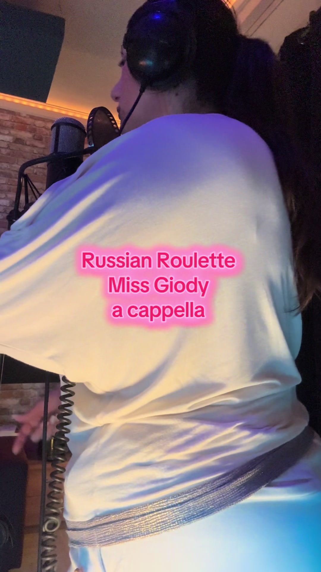 @missgiody