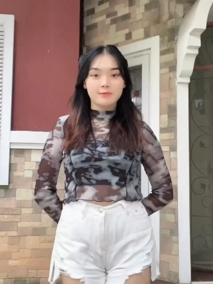 @putrichaniago