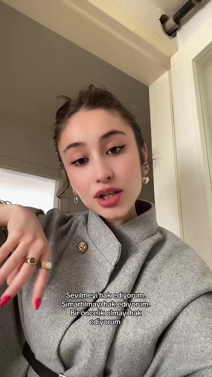 @tugcecinarr