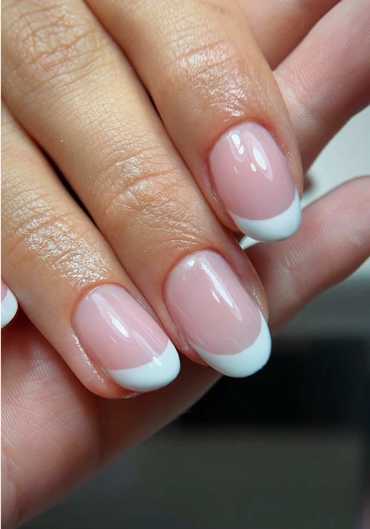 @tinastudioobeauty