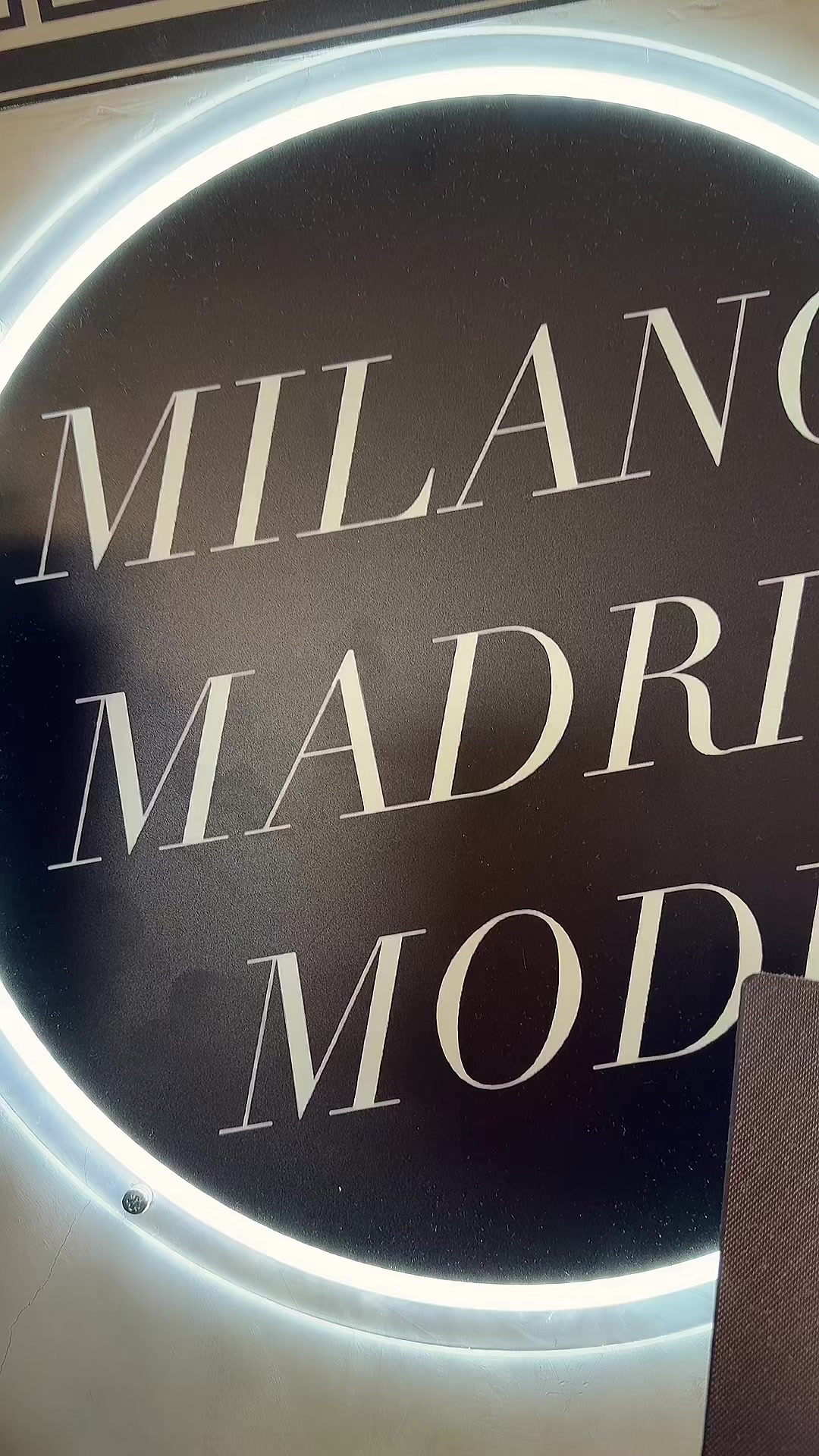 @Milano Madrid Mode Boutique