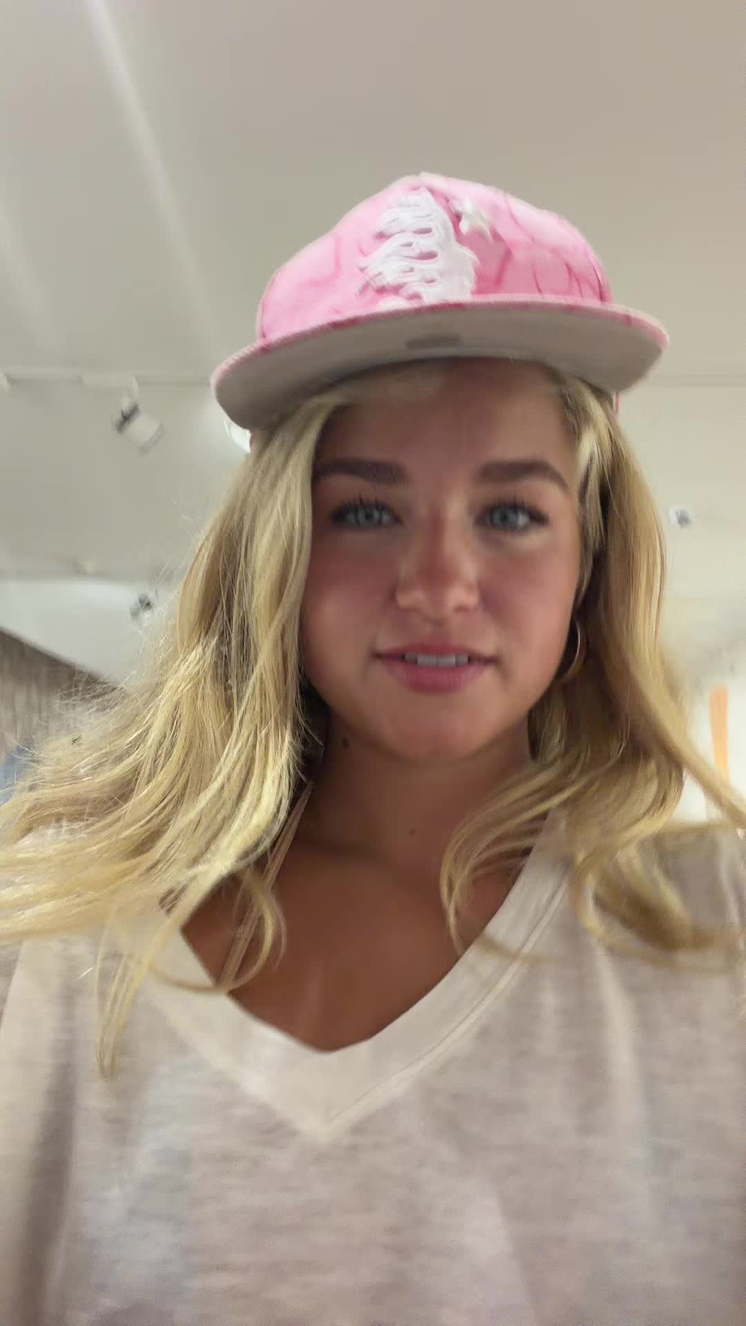 @hi