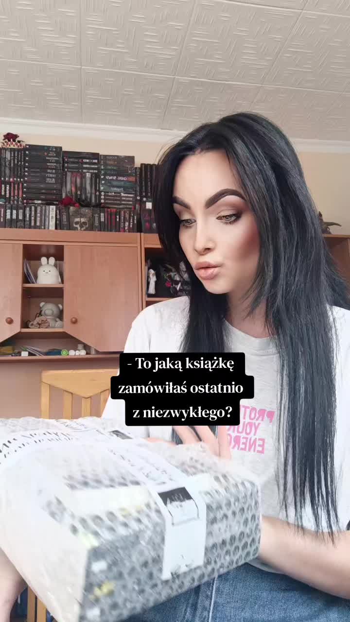 @😈Melanie😈Book_📖🌶️❤️🔥💀🌹