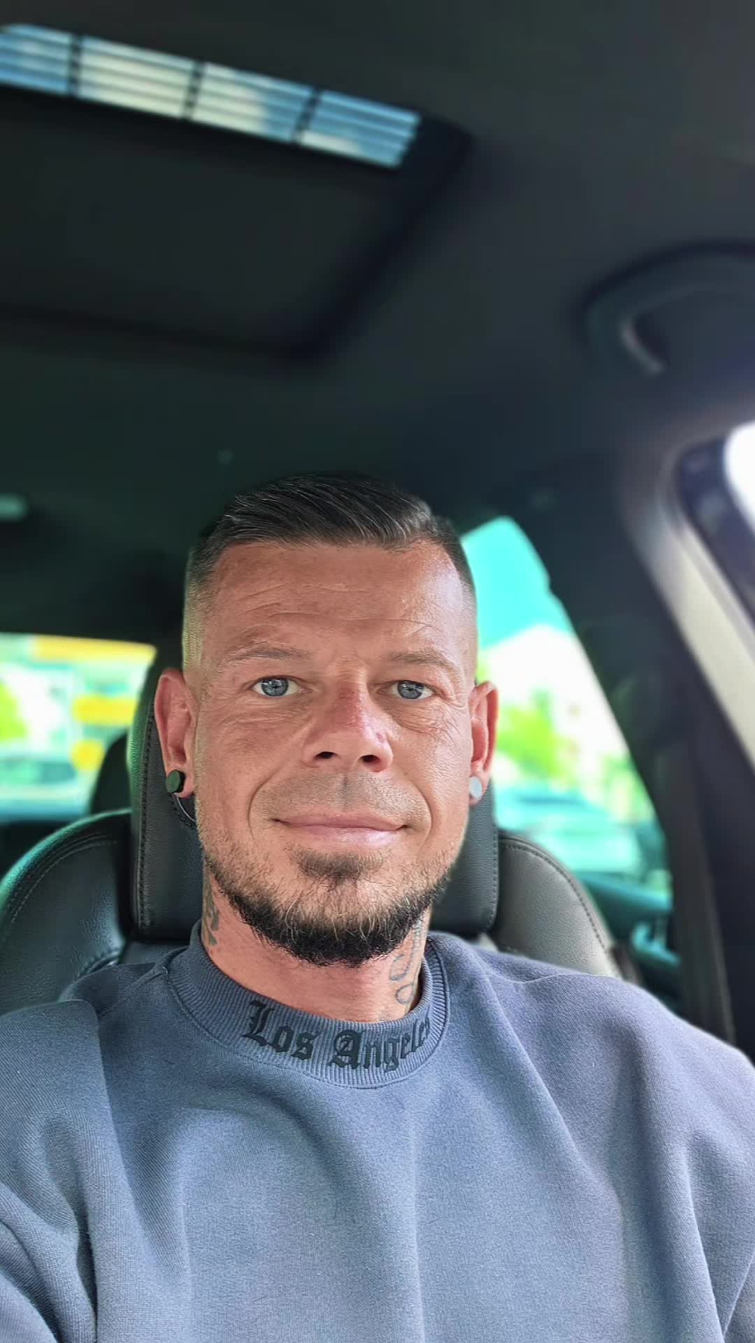@Rob_Reini🤟😎