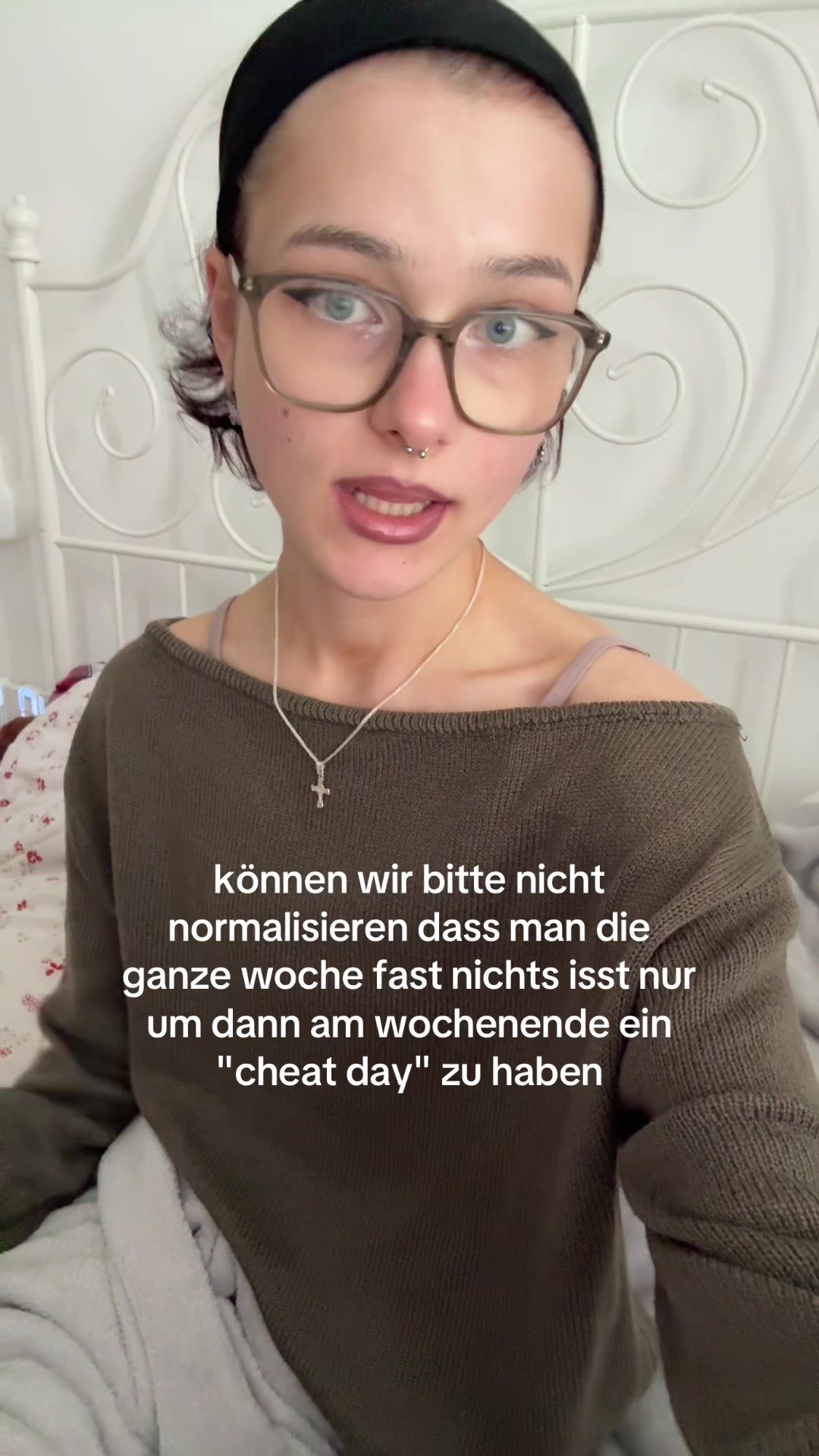 @￴