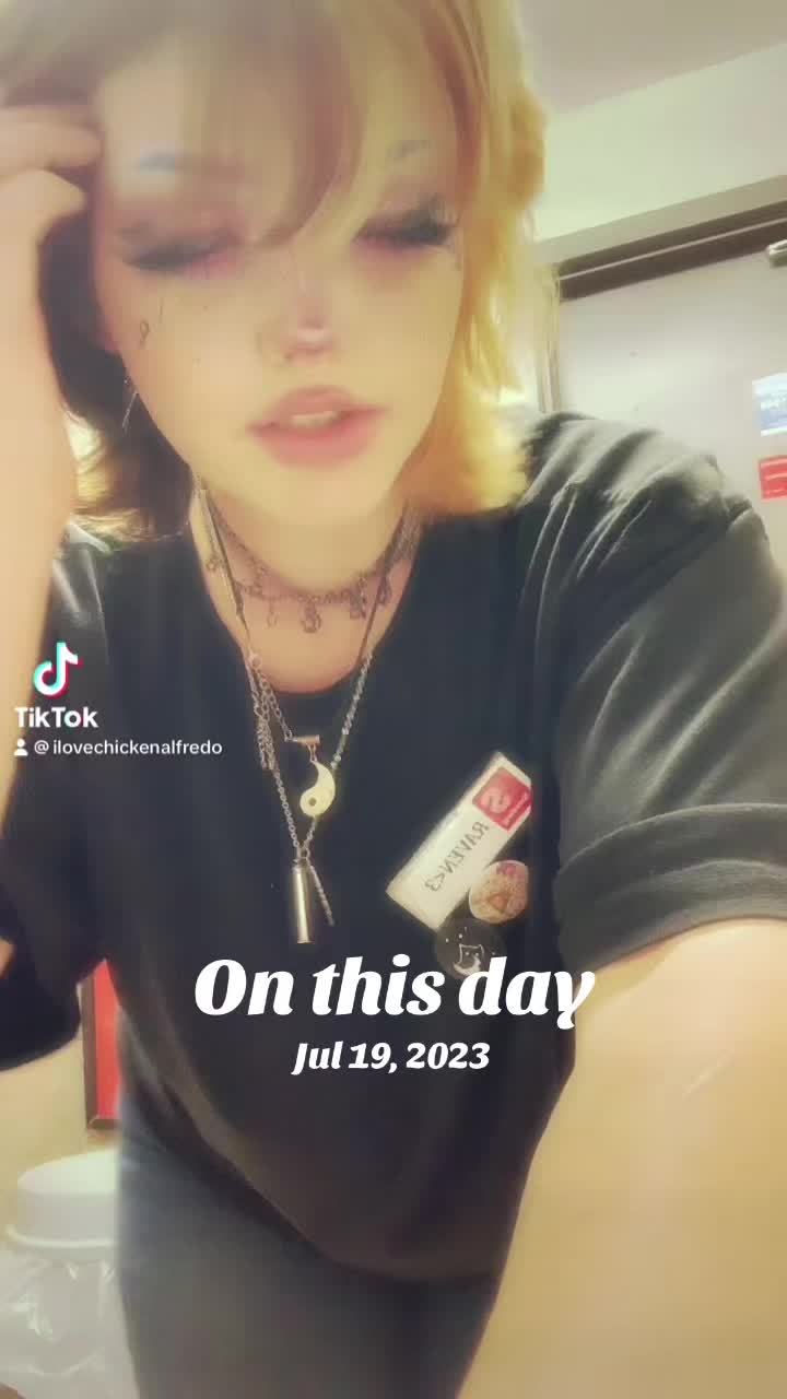 @Idkorsomething101
