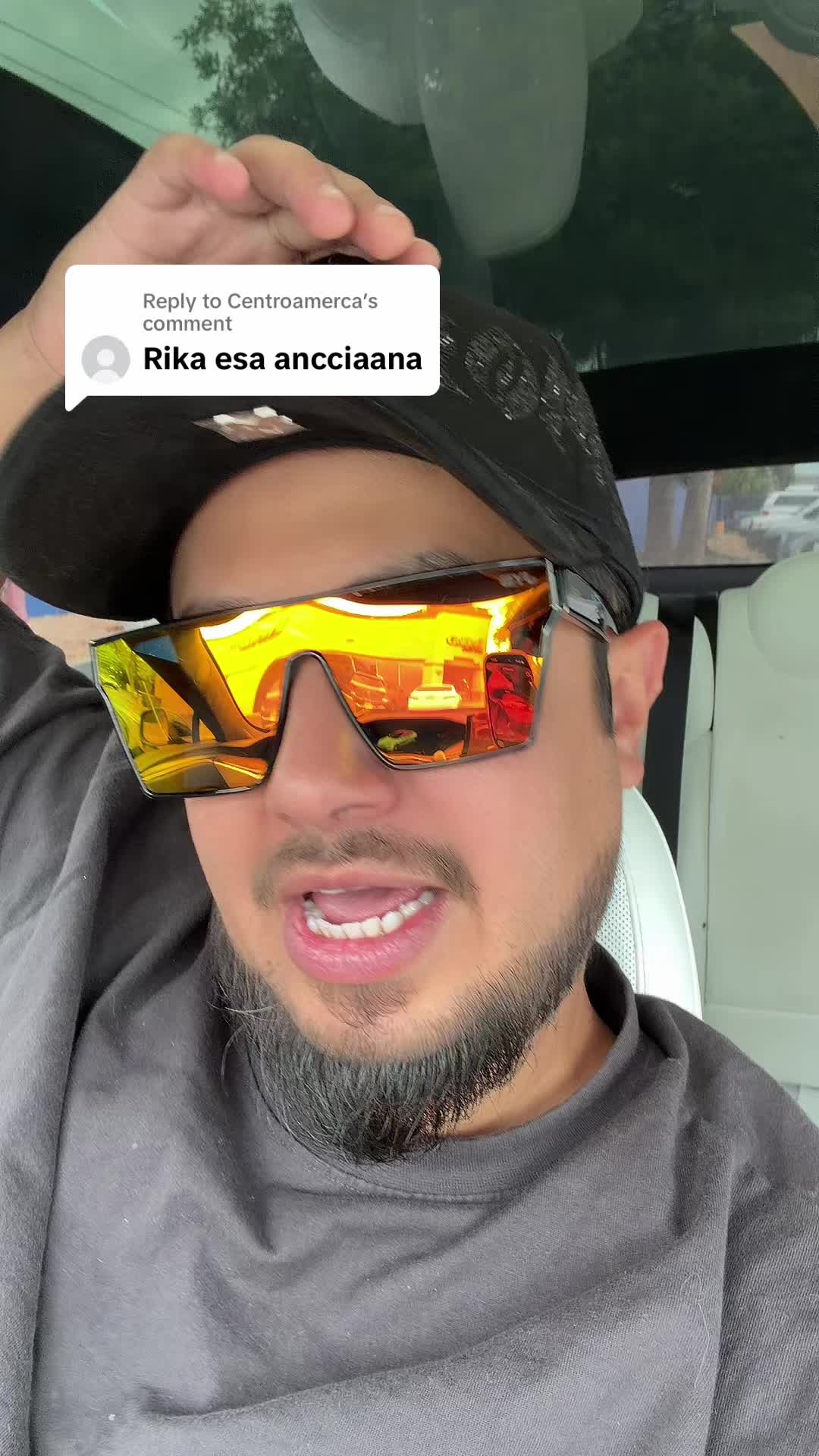 @Elcompachekoylaflaca