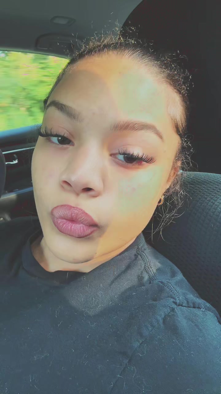 @Lor._lay